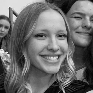 Meet your Posher, Ella